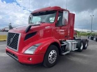 2023 Volvo VNR64T300