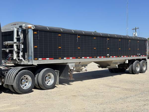 2010 Timpte super hopper