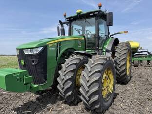 2018 John Deere 8370R