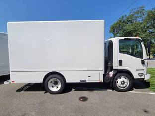 2025 Isuzu NPR HD