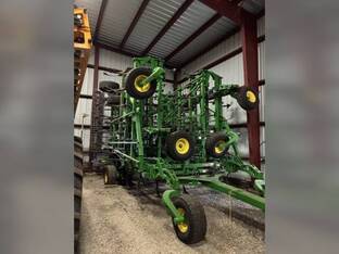 2022 John Deere 2230