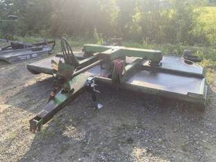 John Deere 1008