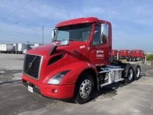 2022 Volvo VNR64T300