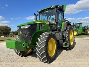 2024 John Deere 7R 230
