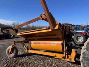 2004 HayBuster 2100