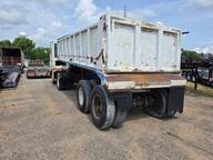 1981 Hilbilt 22 ft dump
