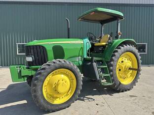 2005 John Deere 7220