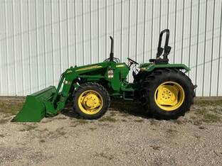 2014 John Deere 5065E