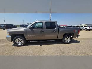 2013 Chevrolet SILVERADO 1500 LT