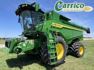 2025 John Deere S7 700
