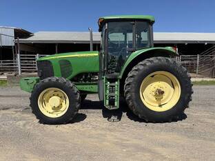 2005 John Deere 6715