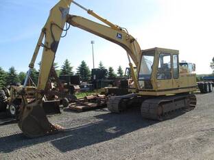 1987 John Deere 490