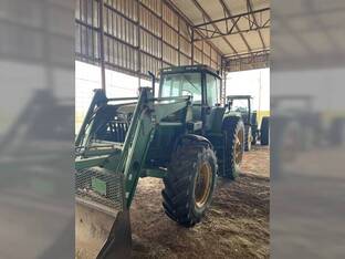 2000 John Deere 7810
