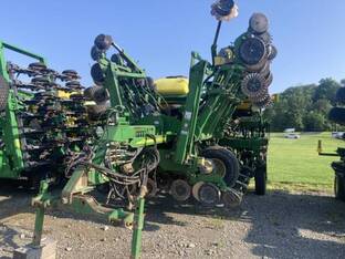 2013 John Deere 1790