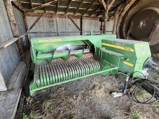 2007 John Deere 348