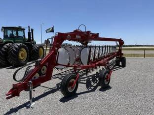 2024 John Deere **NEW** ULT-27