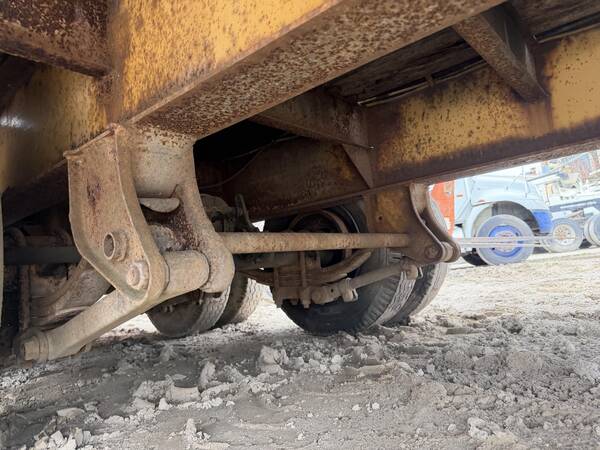 1985 Eager Beaver 20 ton pintle