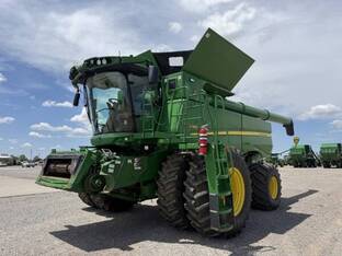 2022 John Deere S780
