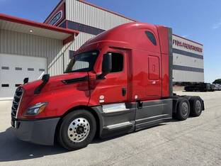 2023 Freightliner CASCADIA 126