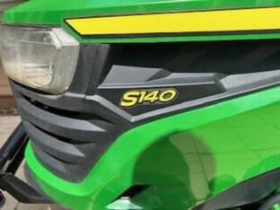 2022 John Deere S140