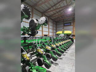 2012 John Deere DB120