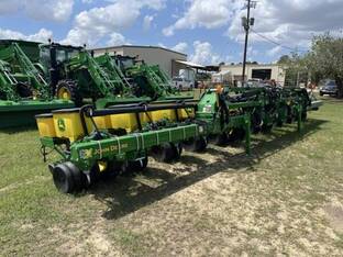2026 John Deere 1725