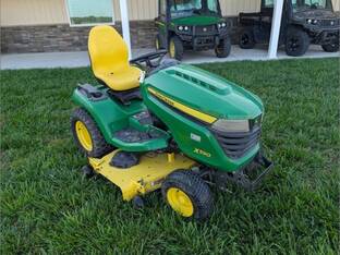 2019 John Deere X590