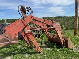 Massey-Ferguson 236