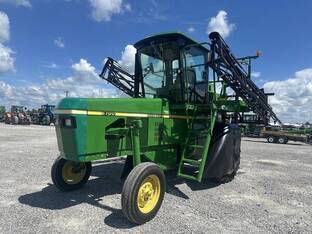 2005 John Deere 6700