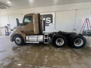 2022 Kenworth T680