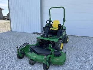 2015 John Deere 1570