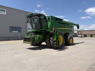 2024 John Deere S780