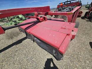 2011 Massey-Ferguson 1372