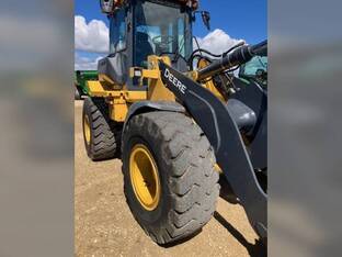 2019 John Deere 544L