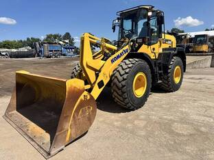 Komatsu WA200-8