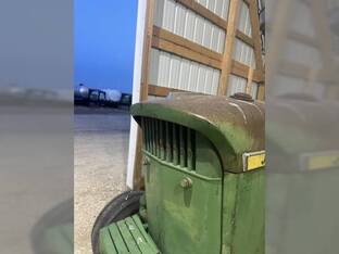 John Deere 4010