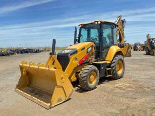 2016 Caterpillar 420F2