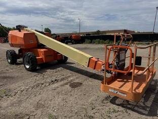 2017 JLG 600S