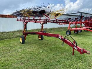 2020 New Holland PC1225