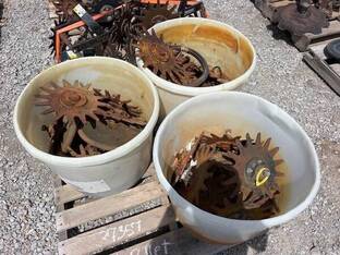 LOT OF PLANTER PARTS