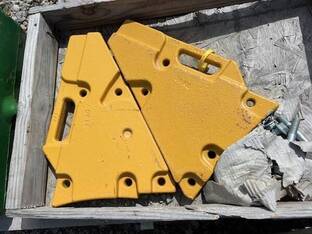 LOT OF DEERE SS WEIGHTS