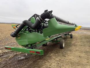 2010 John Deere 635F
