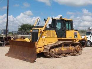 2019 Komatsu D65EX-18