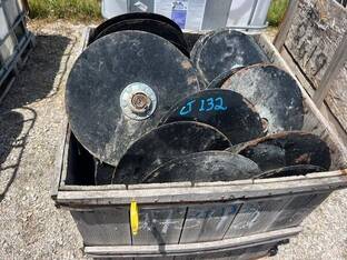 LOT OF DISC OPENERS