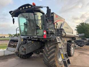 2022 Gleaner S97