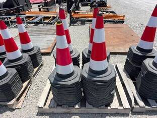 LOT OF 50 TRAFFIC CONES