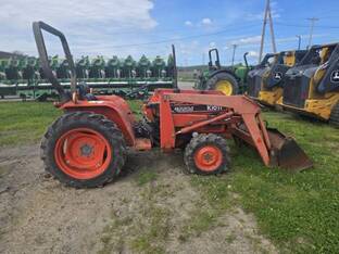 Kioti LB2204