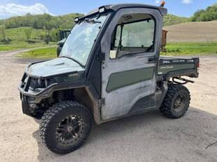 2019 John Deere GATOR XUV 835R