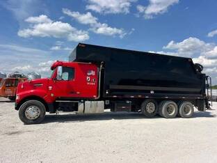 2018 Volvo VHD64B300