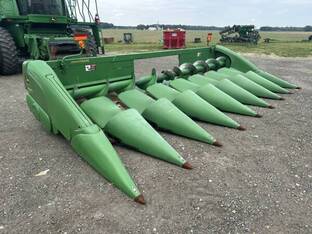 2010 John Deere 608C